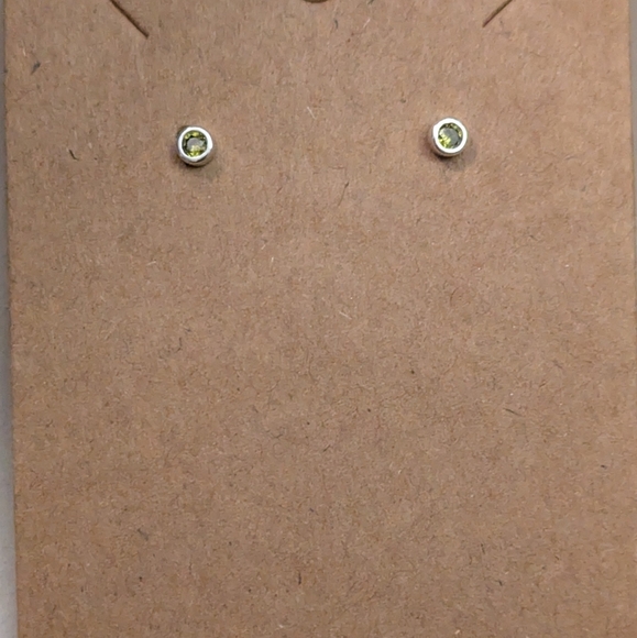 3 Pairs Tiny New S925 stud earrings - Picture 2 of 5